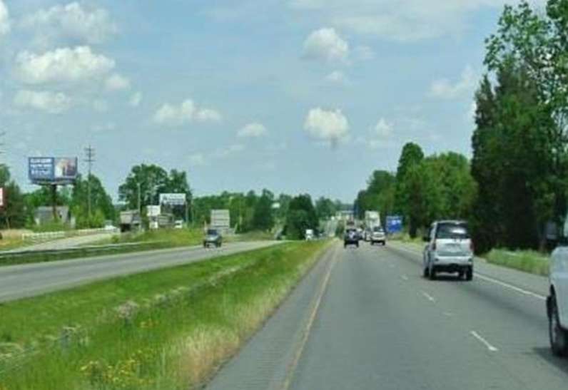 I-40 0.39 mi W/O Wilkesboro Hwy (Exit 150) NS Media