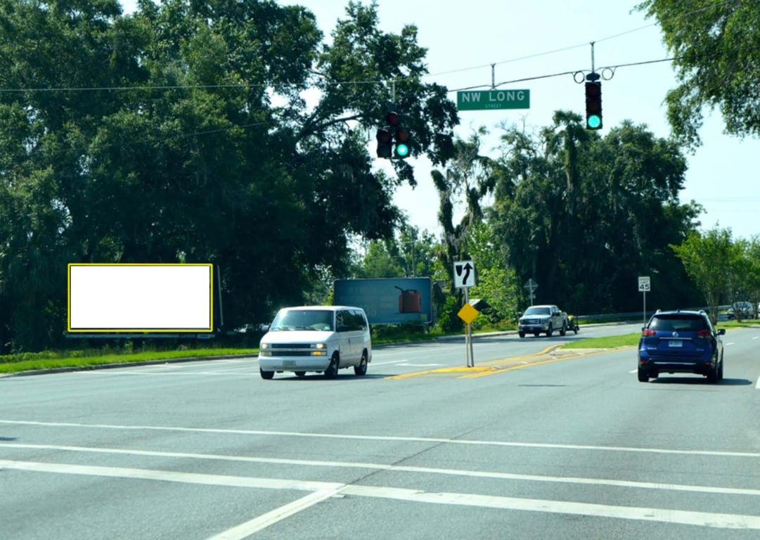 US 41 E/S 200' S/O LONG ST. Media