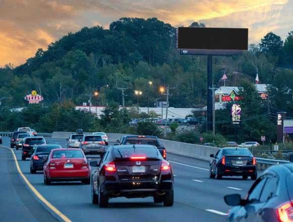 1-84 3000 ft W/0 Scott Rd S/S F/w Media