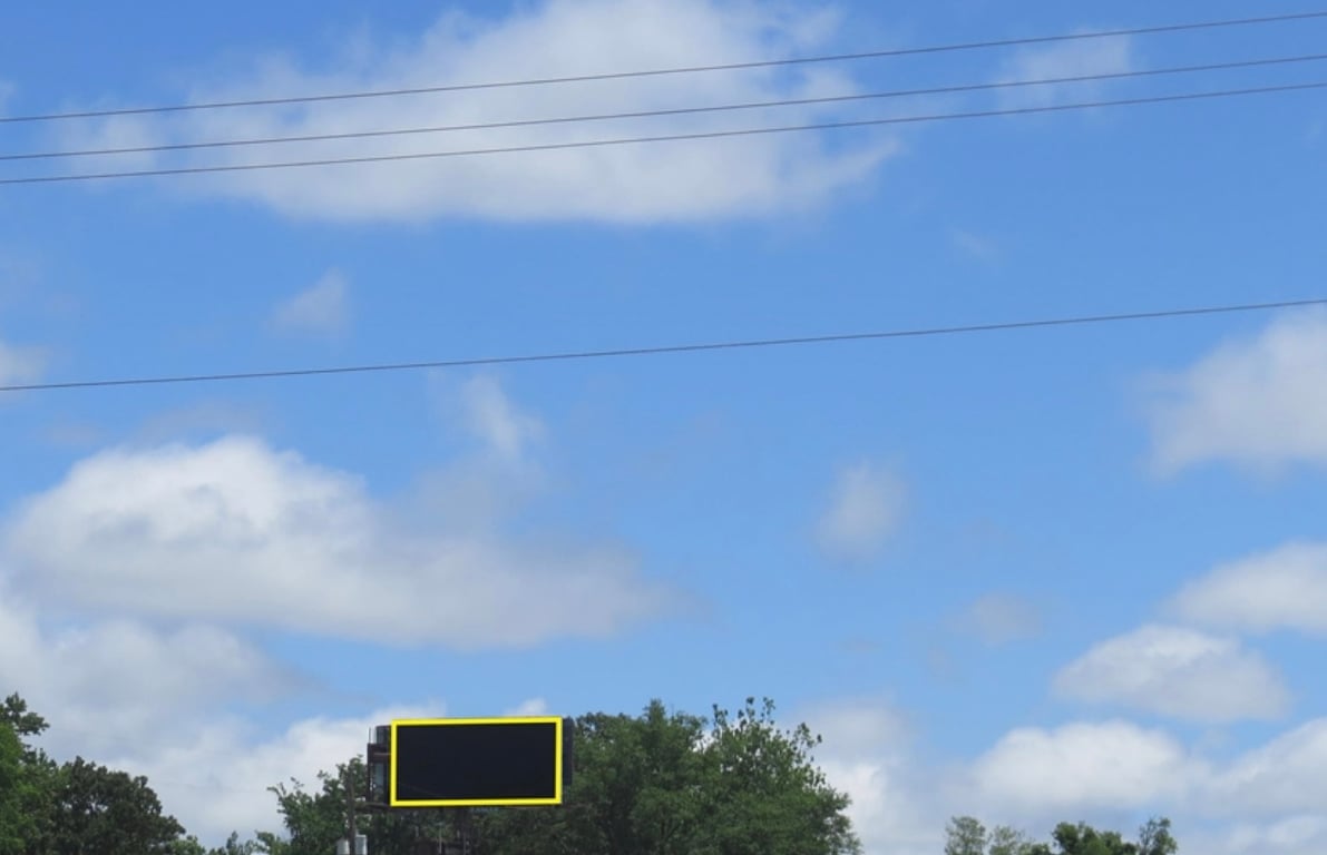 I-30 N/S 1 MI W/O Reynolds Rd WF Media