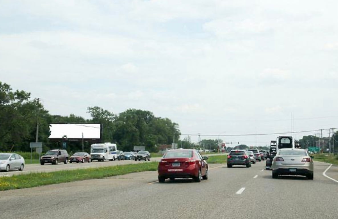 Location photo for County Hwy 10 near County Rd H2 & Edgewood Dr (Mounds View)