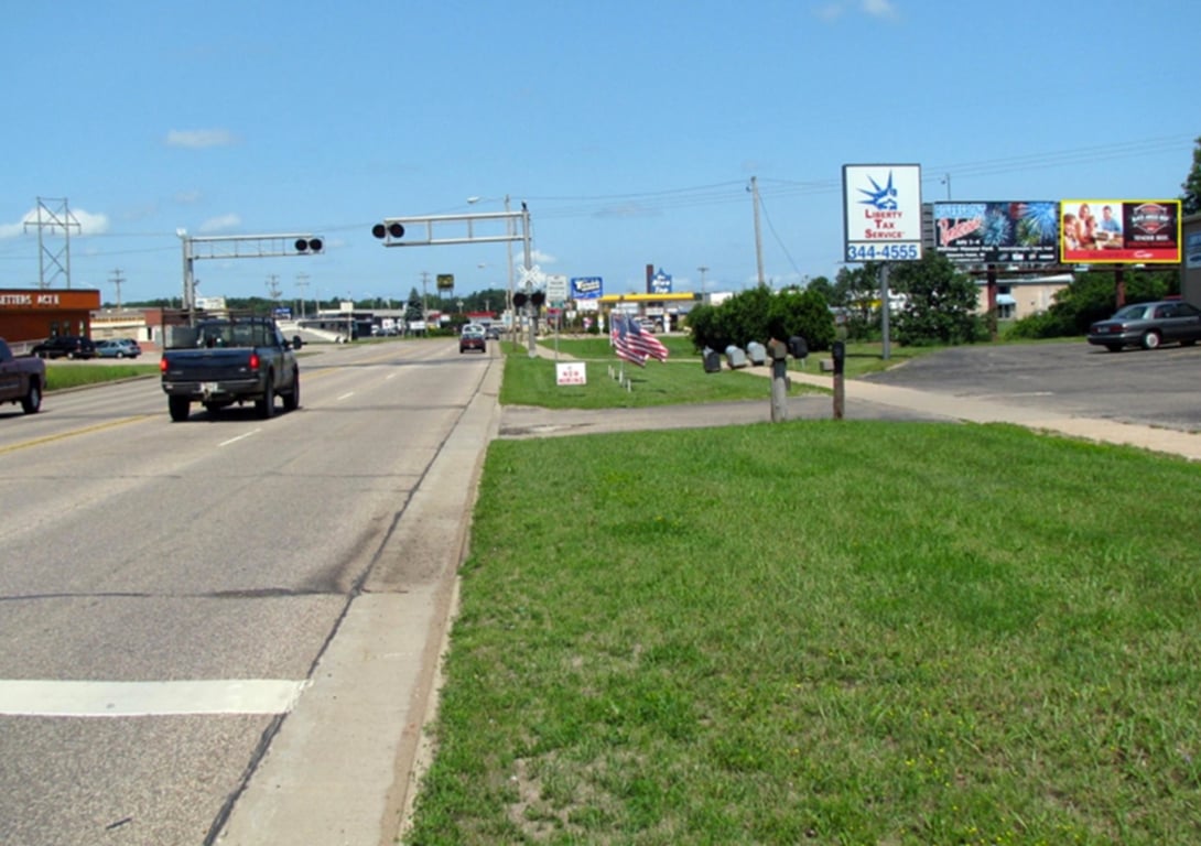 POST RD 300'N/O MINNESOTA AVE E/S- S/2 Media