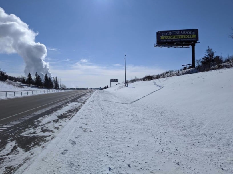 I-35 2.1 mi N/O SR 21 WS F/N Media