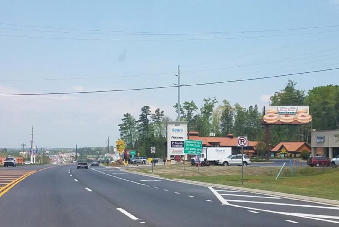 US-441 ES 0.8mi W/O I-85 F/S - 2 Media