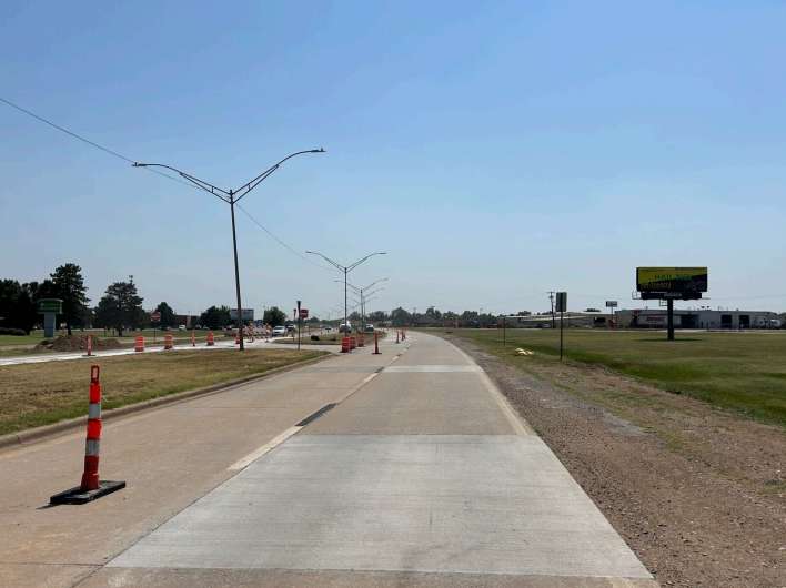 US 81 2.7 mi N/O US 412 WS Media