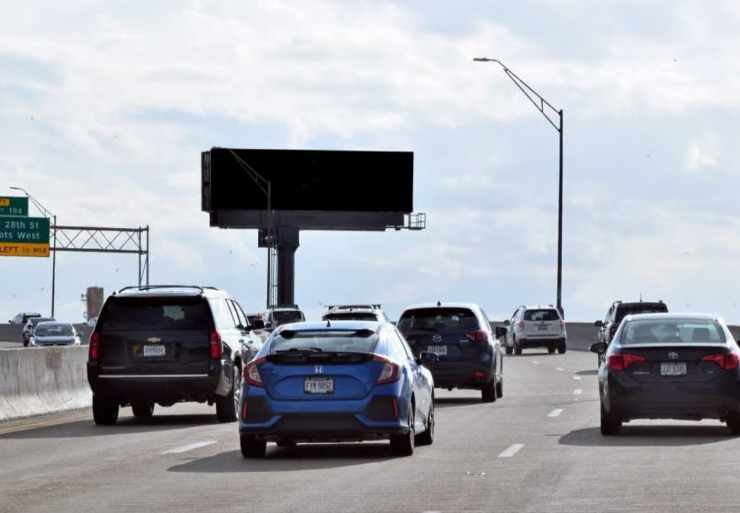 N/S Rt 2 Shoreway 2000' W/O Cleveland Browns Stadium F/E Media