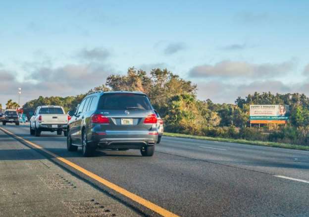 I-95, 1/2 MI S/O US 1 (ORMOND BCH) - E/S, N/B Current Advertiser: ELLIOT MEADOWS CONTRACTORS LLC Media