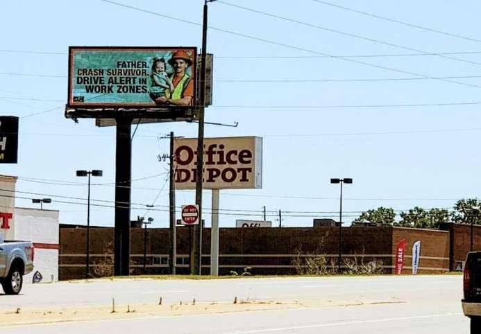 Location photo for Boll Weevil Cir near Bollweevil Plaza (Enterprise)