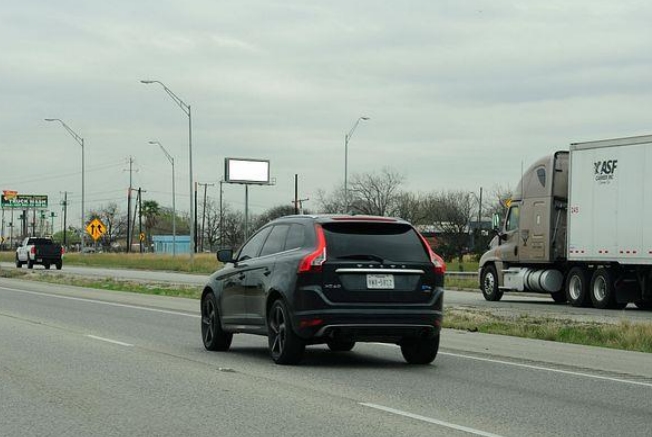 Location photo for I-10 Frontage Rd (San Antonio)