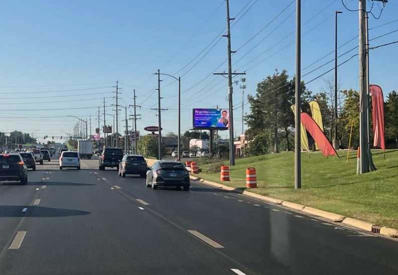 Location photo for Veterans Pkwy near Illinois State University (Normal)