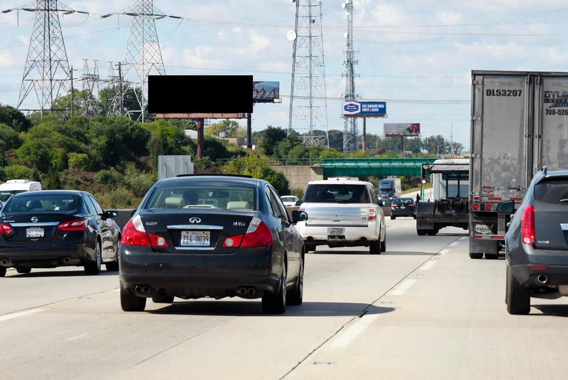 Location photo for Illinois Prairie Path - Batavia Spur near Native Plant Habitat (Naperville)
