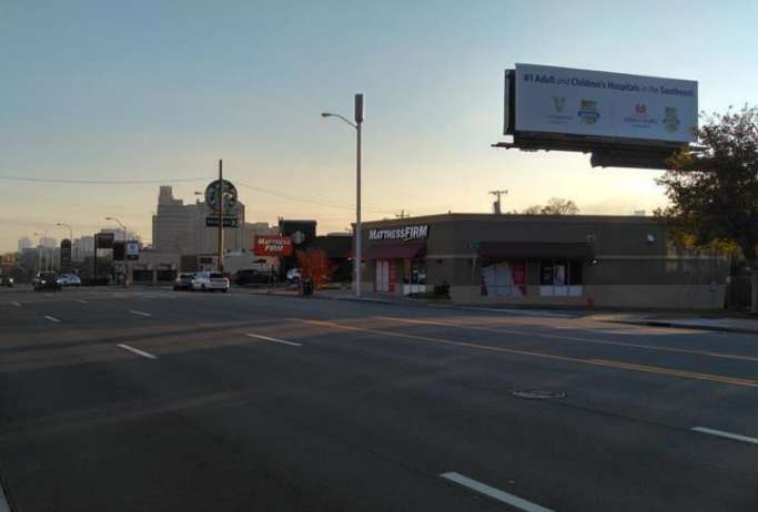 WEST END AVE S/S 500' E/O 31ST AVE F/W Media