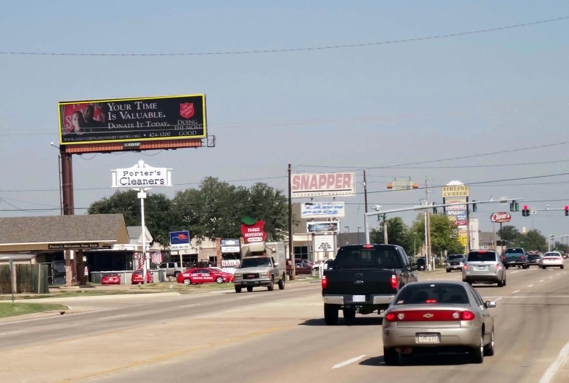 AIRLINE W/S 30' N/O DOUGLAS FS Media