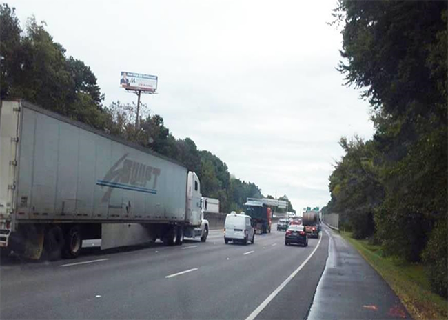 Location photo for Wendell Dr SW near Martin L King Jr Dr SW @ Old Gordon Rd SW (Atlanta)