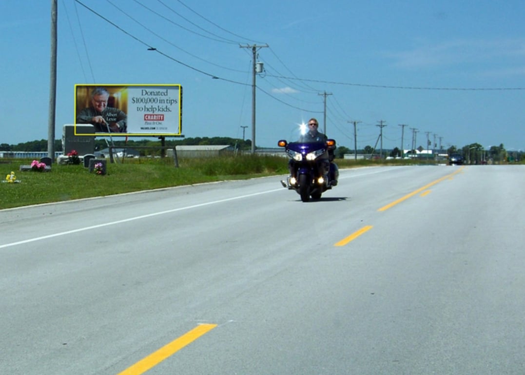 S/S HWY 42, 2 MI N/O I-43 Media