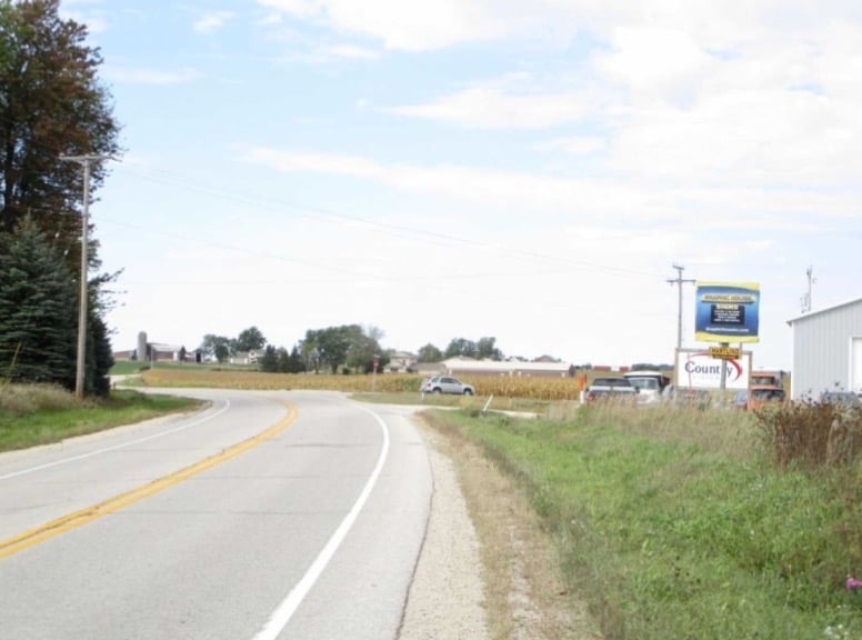CTH 32 .05 mi s/o Smies Rd. E/S, S/F Media