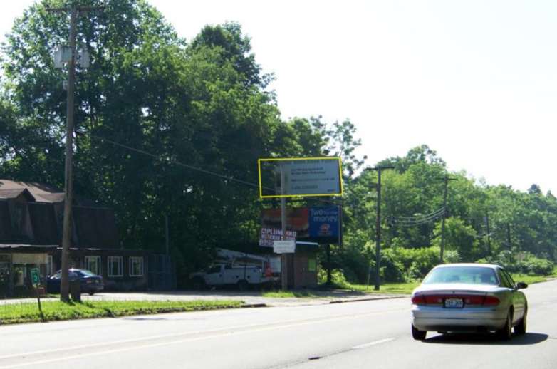 US23 E/O FLATWOODS F/N HI LR RUSSELL Media