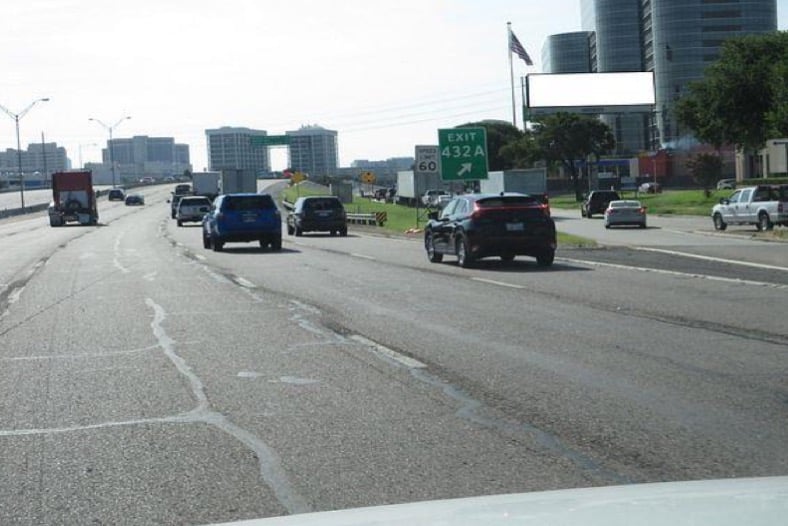 Location photo for N Stemmons Fwy near Inwood @ Irving - S - MB (Dallas)