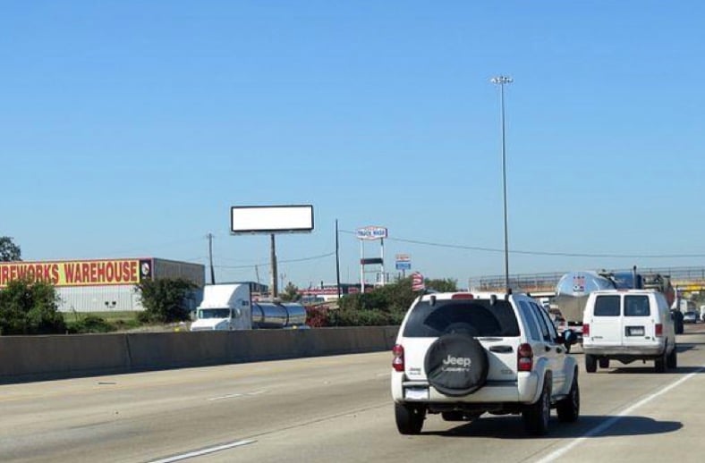 Location photo for Gateway Blvd W near Texas Oncology-El Paso Cancer Treatment Center Gateway, East El Paso (El Paso)