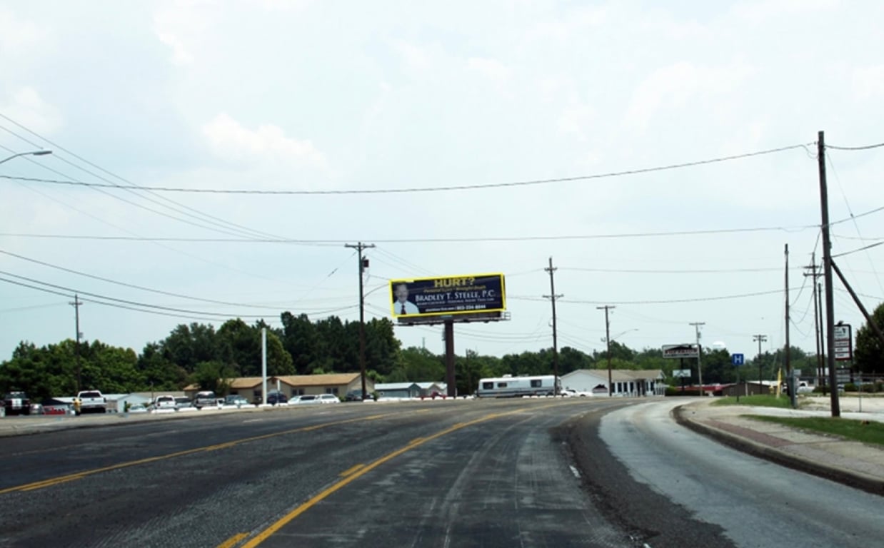 US 80W N/S 1000'W/O BILL OWENS PKWY F/W Media