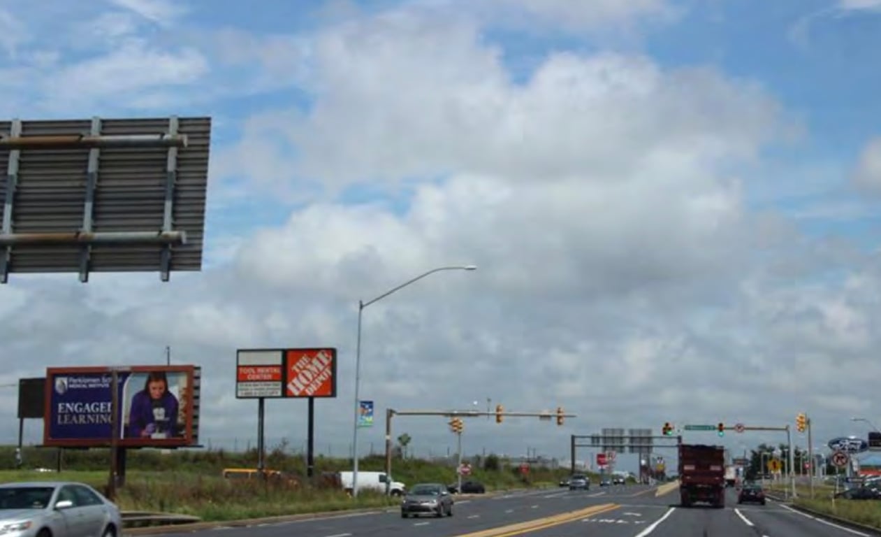 LEHIGH ST 10 ft S/O GLENWOOD ST WS Media