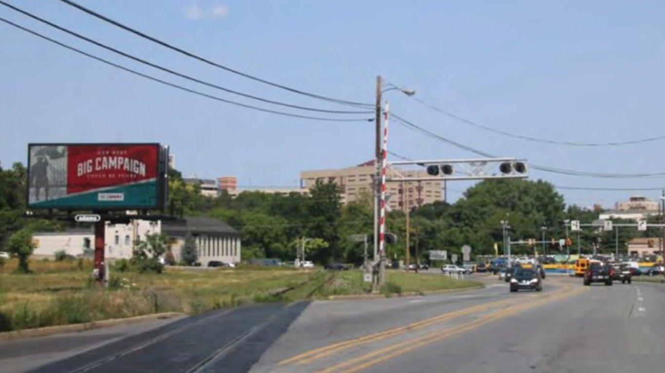 Location photo for S. 3rd Street (Basin Street) 0.1 mi S/O Union Street WS