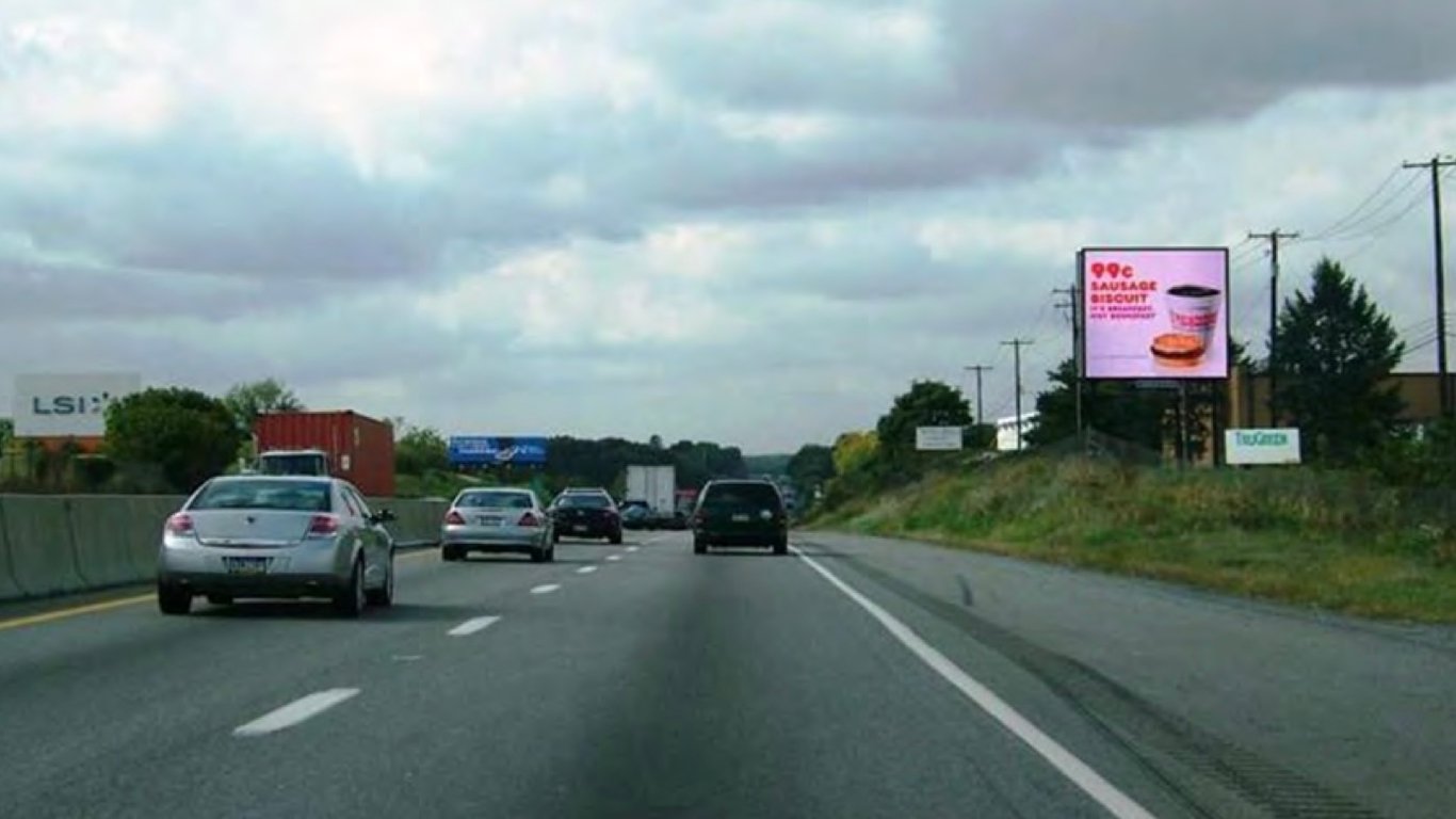 Location photo for Roble Rd near Marcon at Roble SB (Allentown)