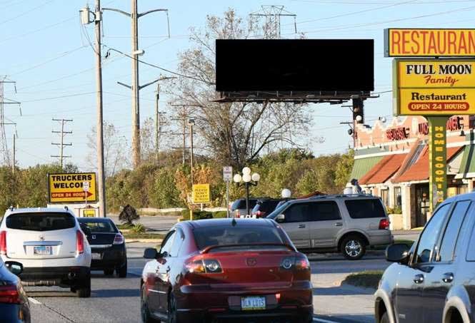 Highway 41 S/O Buckley Road (Hwy 137) E/L F/S Media