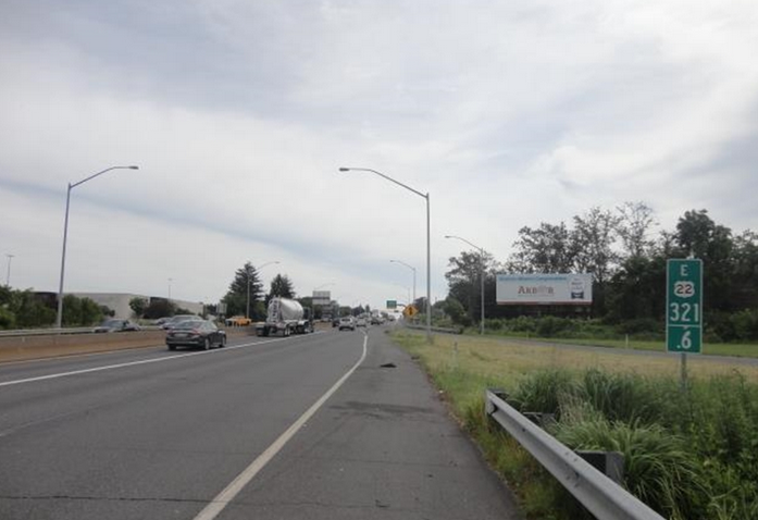 RT.22-E @ MACARTHUR RD. @ MM 321.6 S/S Media