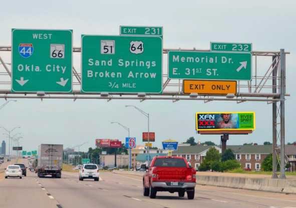 8515 E I-44 NS 0.5MI E/O MEMORIAL DR EF Media