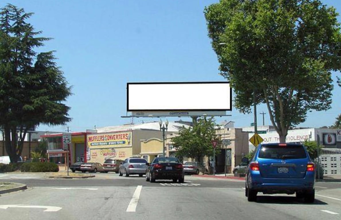 Location photo for Bancroft Ave near Foothill Blvd & Havenscourt Blvd, Bancroft Business (Oakland)
