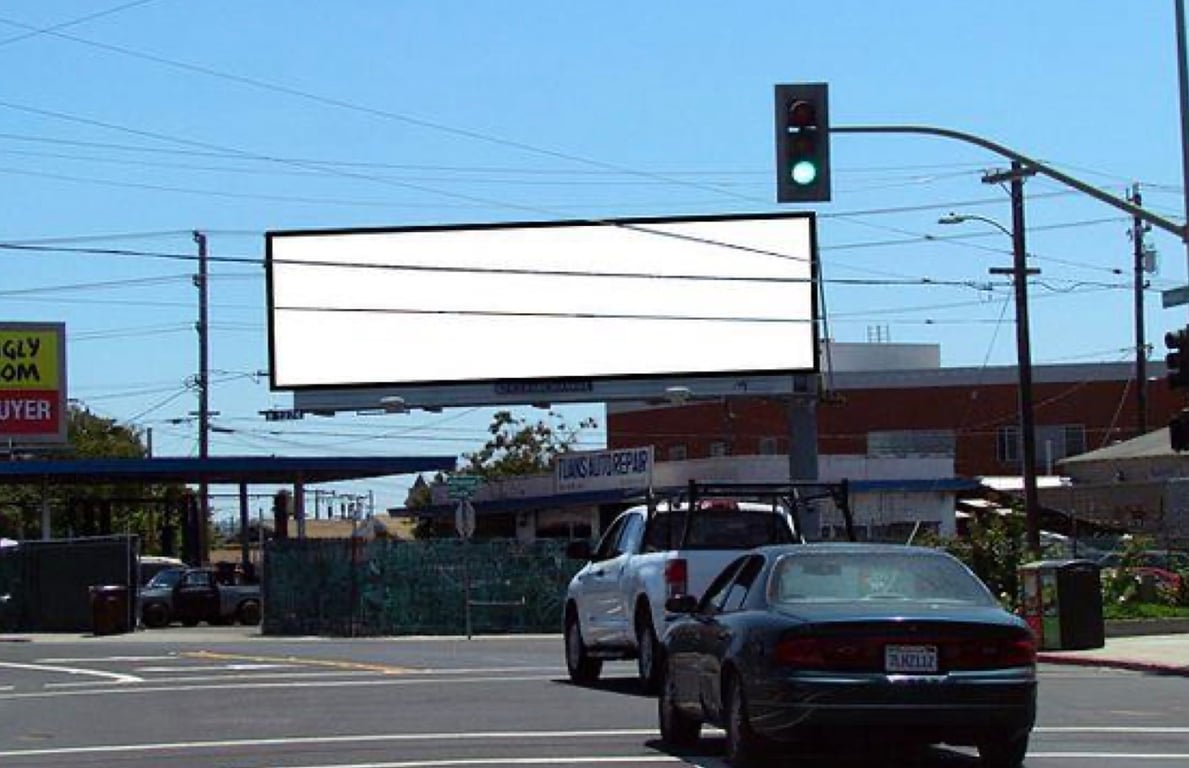 Location photo for Foothill Blvd near Foothill Blvd & 50th Av, Fremont (Oakland)