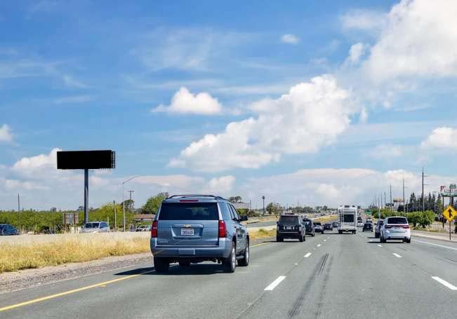 W/L I-5 1270' N/O Roth Rd F/S Media