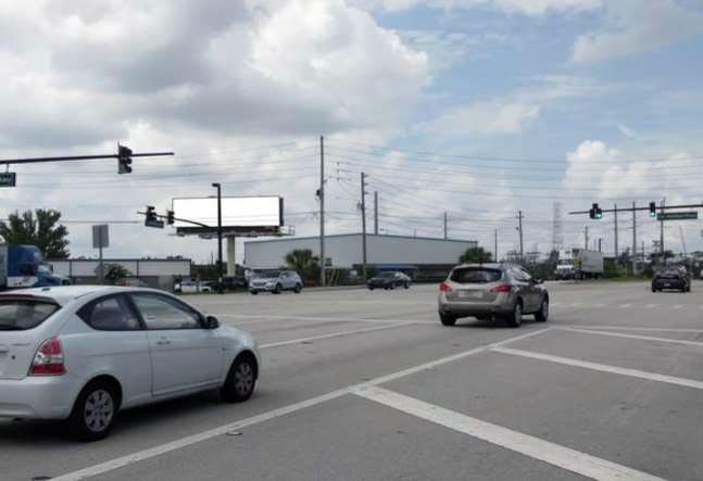 Location photo for General Hutchison Pkwy near Florida Trail Big Tree Park Trailhead (Longwood)