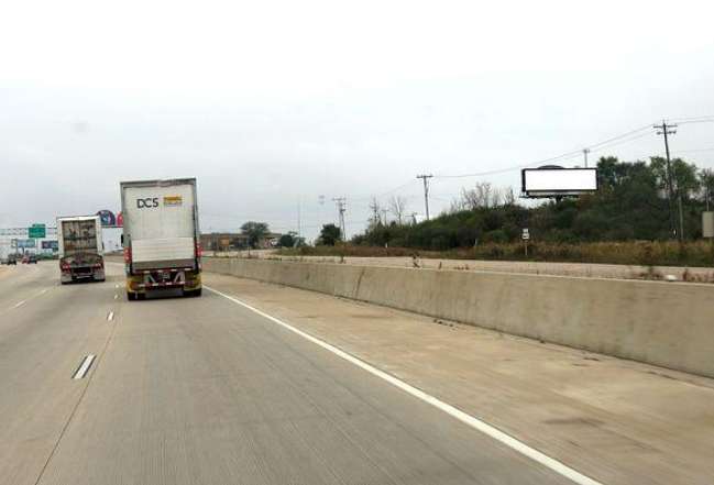 Location photo for 120th Ave near Welcome to Illinois Sign (Kenosha)