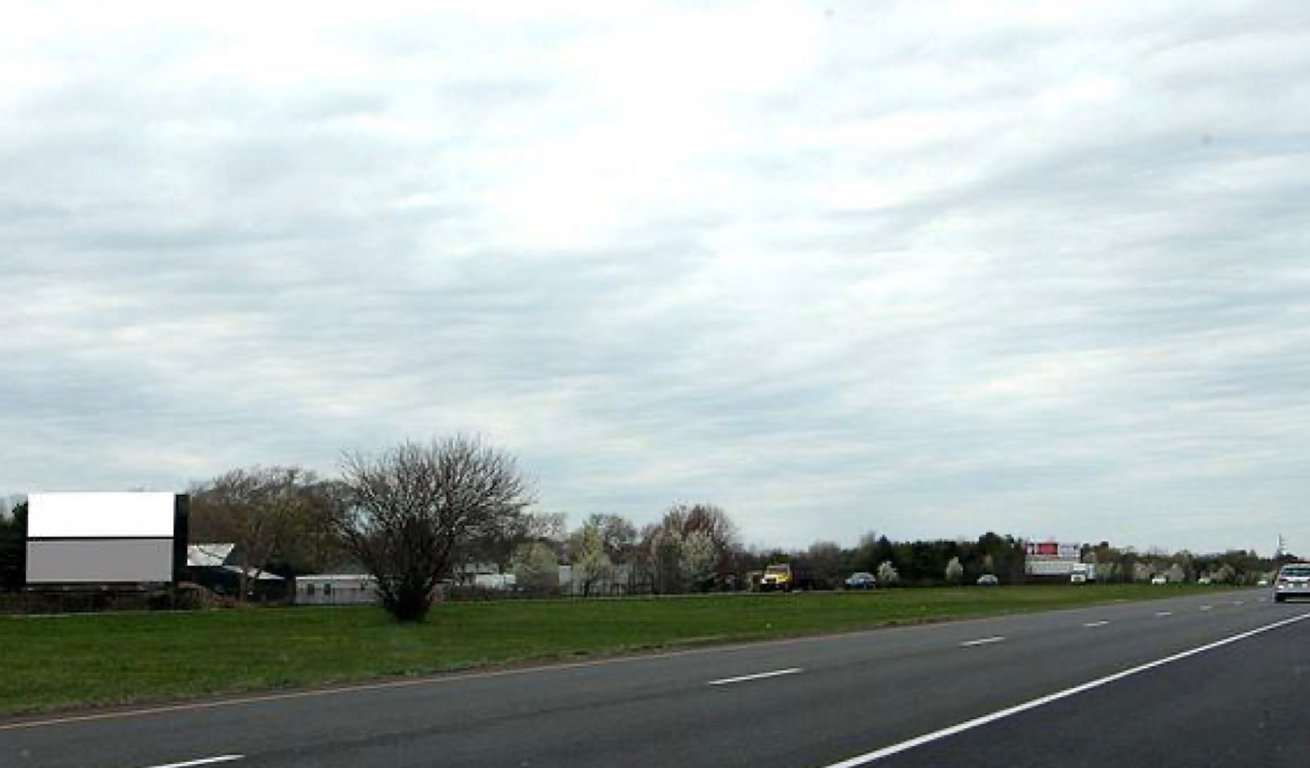 Location photo for Richwood Aura Rd near Greenlane Contractors, Mullica Hill (Harrison Township)