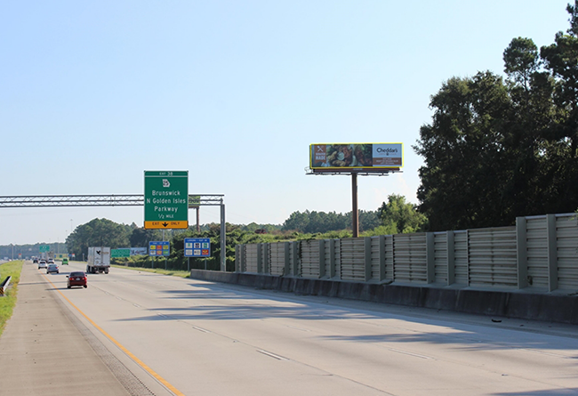 E/S I-95 3rd Sign S/O EXIT 38 F/S Media