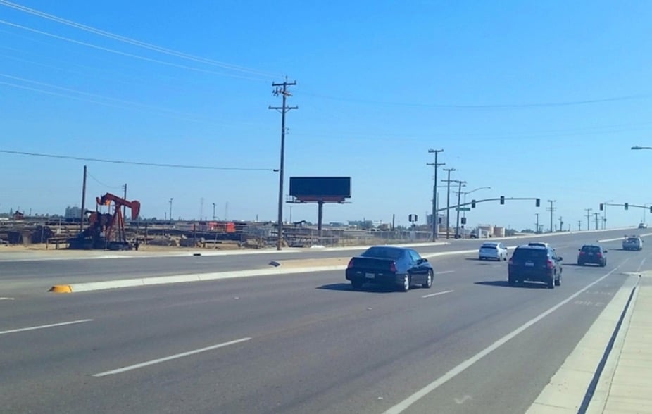 Location photo for Mohawk St (Bakersfield)