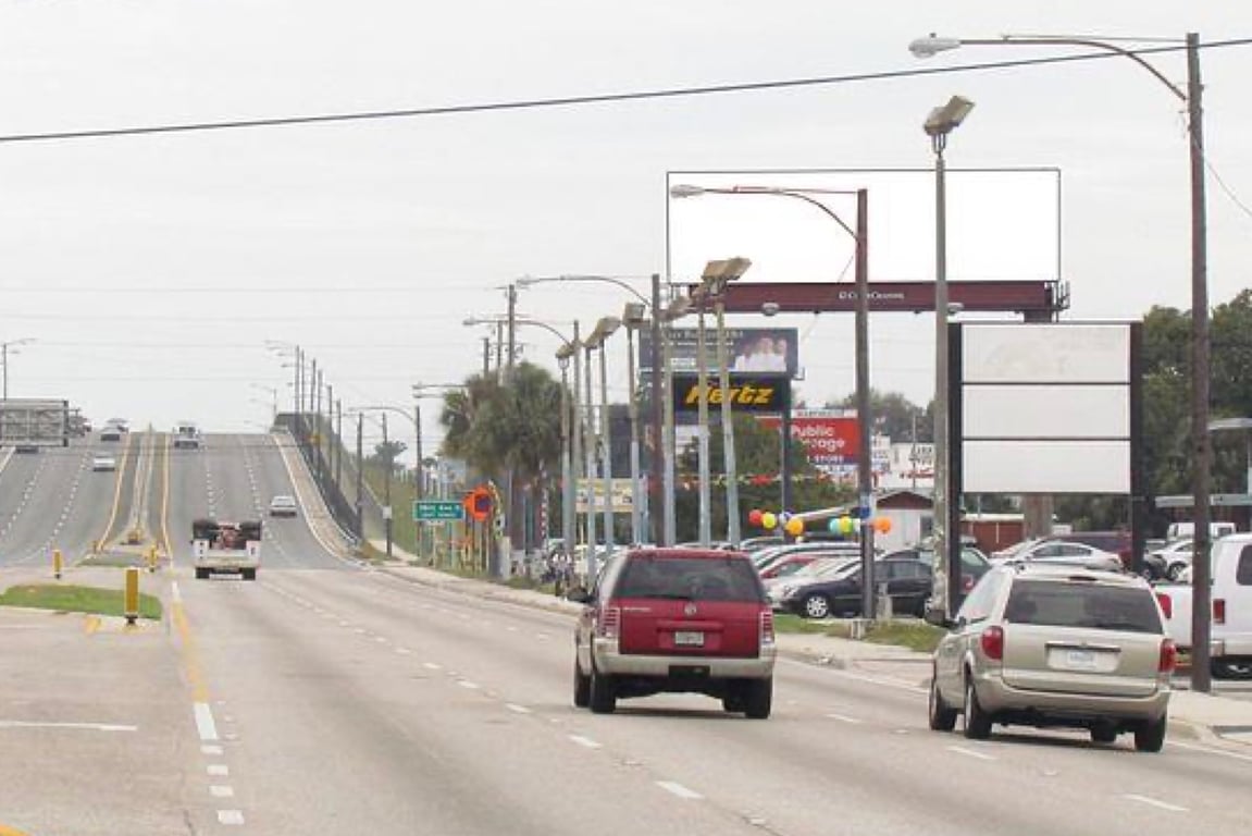 Location photo for 34th Ave N near 34th St N + 46th Ave N (St. Petersburg)