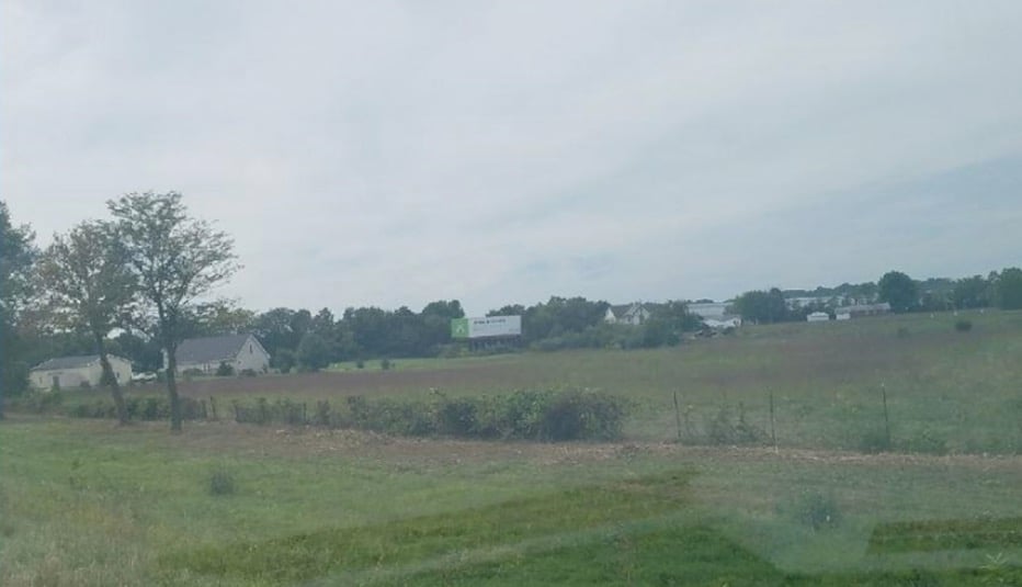 Location photo for W/S I-81 .5 mi N/O EXIT 317 WINCHESTER & STEPHENSON EXIT