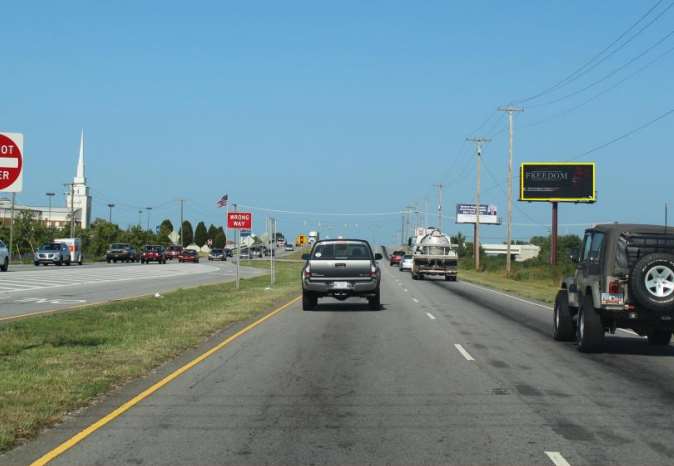 Location photo for Calhoun Memorial Hwy near Summit Square Shopping Center (Easley)