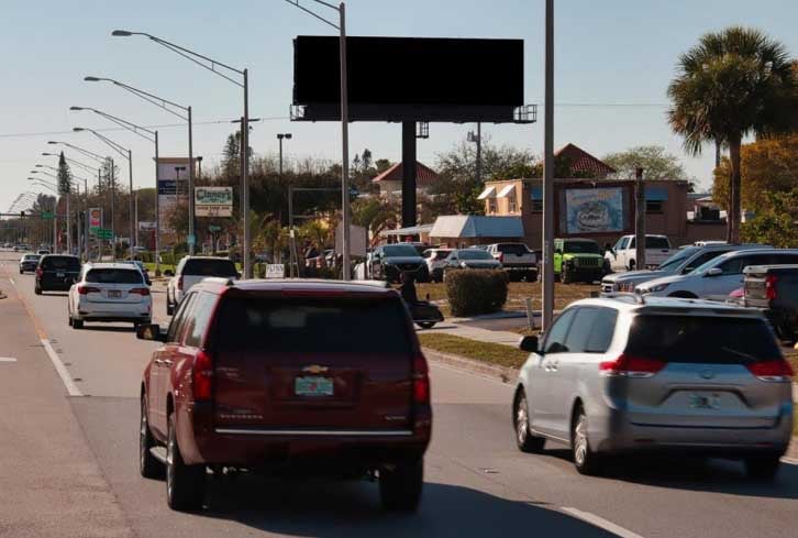 Cortez Rd 15' E/O 63RD ST W N/S F/E Media