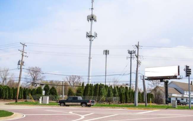 Location photo for W Higgins Rd near The Arboretum of South Barrington (South Barrington)