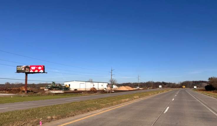 US Hwy 61 1470 ft n/o Mittman Rd W/S, S/F Media