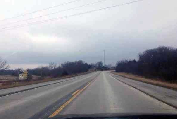 6 M E/O GALLATIN 2.5 MI HIGHWAY