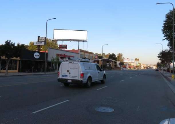 Location photo for Ventura Blvd near Costanso Fire Station 84 Park, Woodland Hills (Los Angeles)