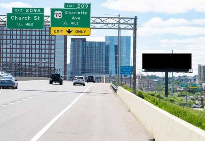 I-40/I-65 .3 M/W Charlotte Avenue S/S F/W Media