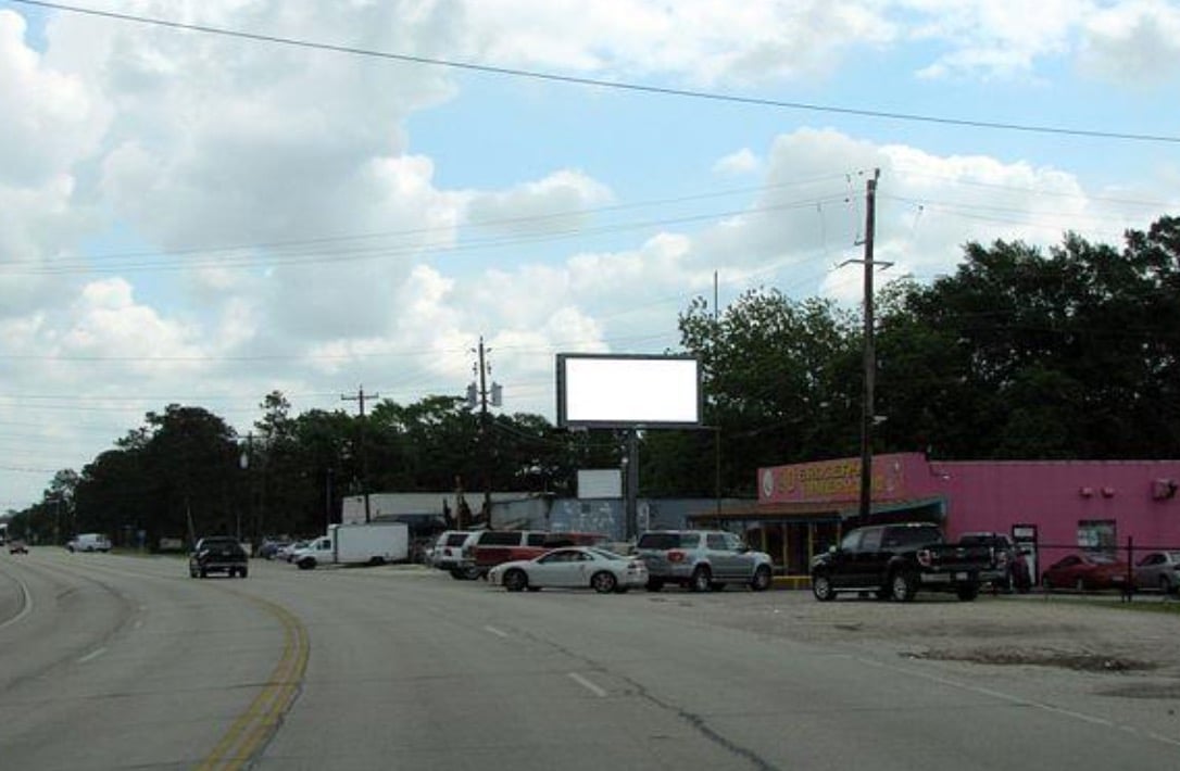 Location photo for Market St near Market At W Main (Baytown)