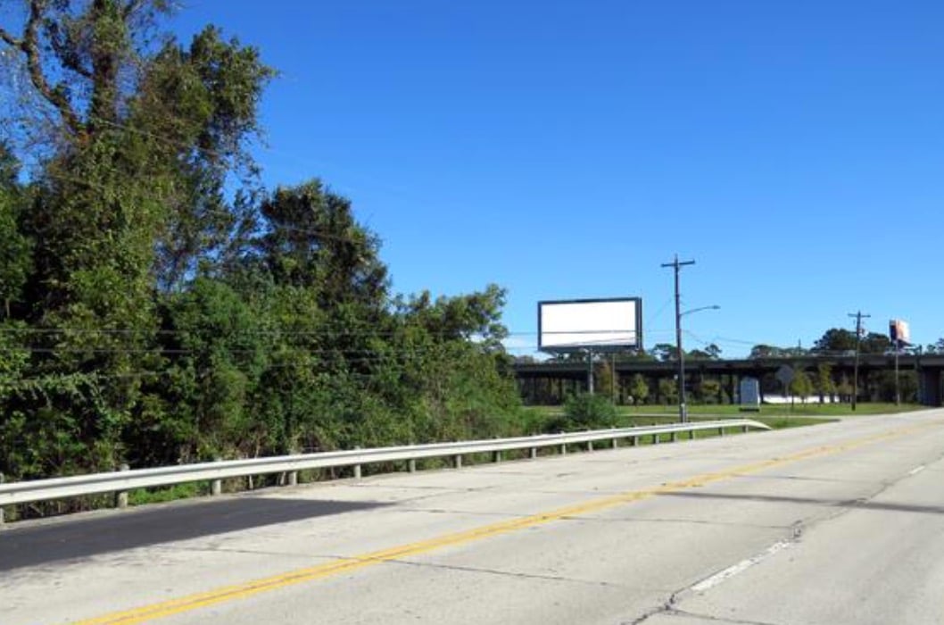 Location photo for Market St near Baytown City Hall (Baytown)