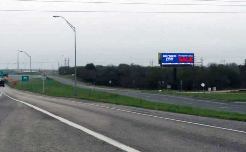 4401 Sharpsburg Road @ I-37 Media